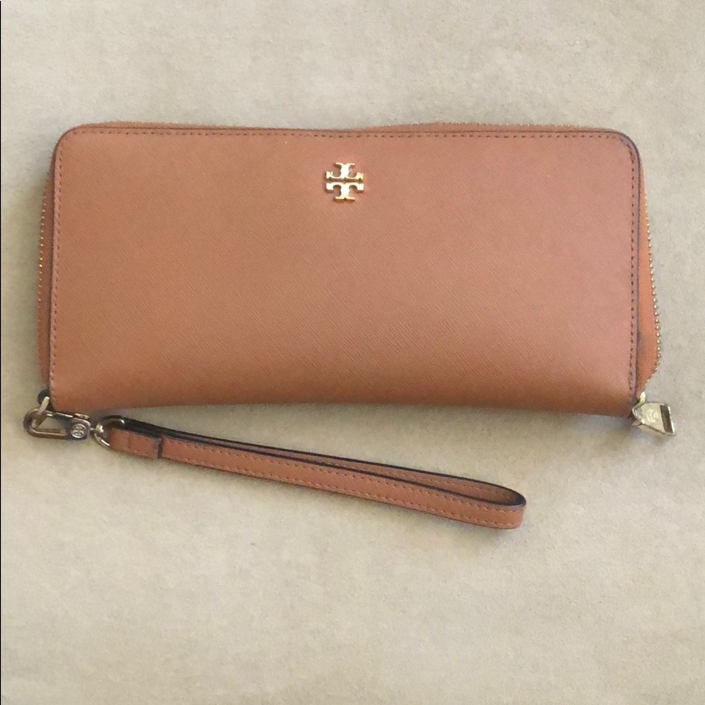 Tory Burch wallet/wristlet